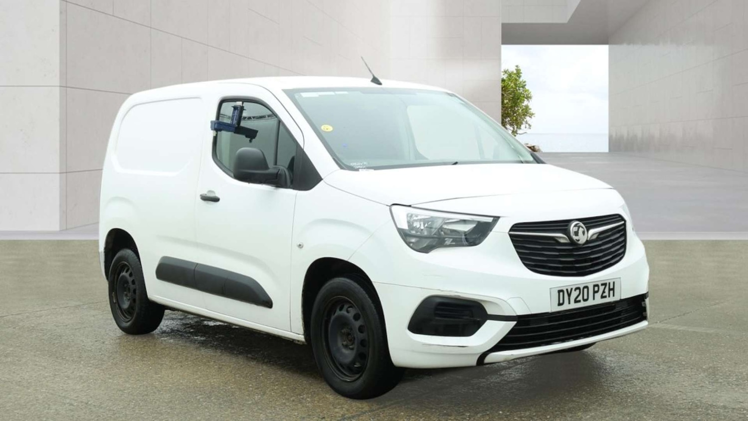 Used Vauxhall Combo 2020 for sale - 78122975: Photo 1