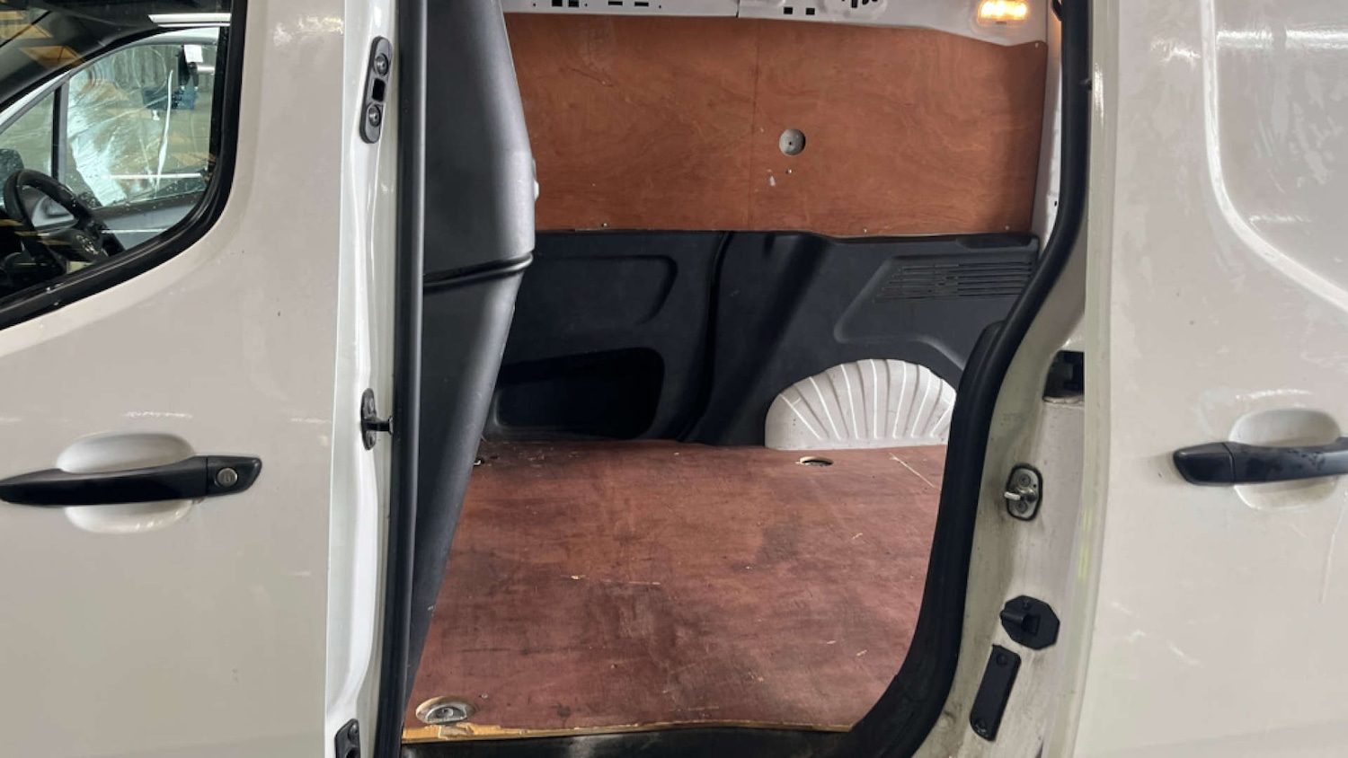 Used Vauxhall Combo 2020 for sale - 78122975: Photo 8