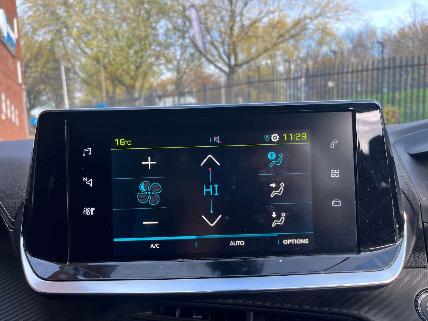 Used Peugeot 208 2020 for sale - 76322860: Photo 15