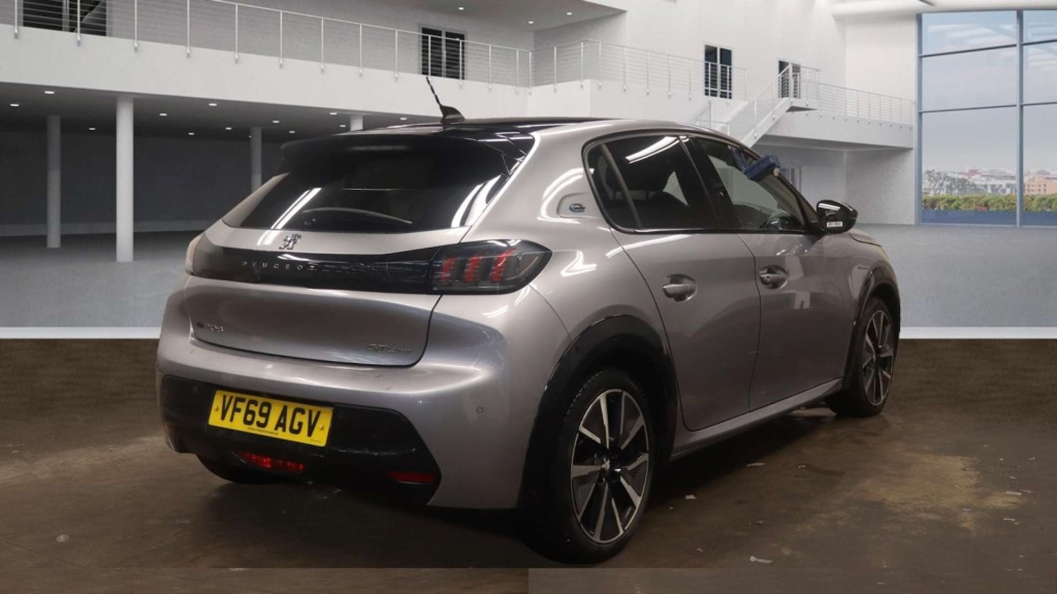 Used Peugeot 208 2020 for sale - 76322860: Photo 4