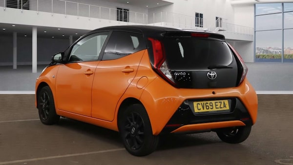 Used Toyota AYGO 2019 for sale - 76210015: Photo 3
