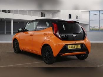 Used Toyota AYGO 2019 for sale - 76210015: Photo 3