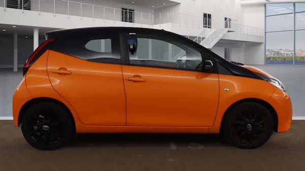 Used Toyota AYGO 2019 for sale - 76210015: Photo 5