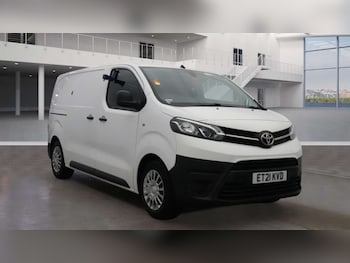 Toyota ProAce feature image