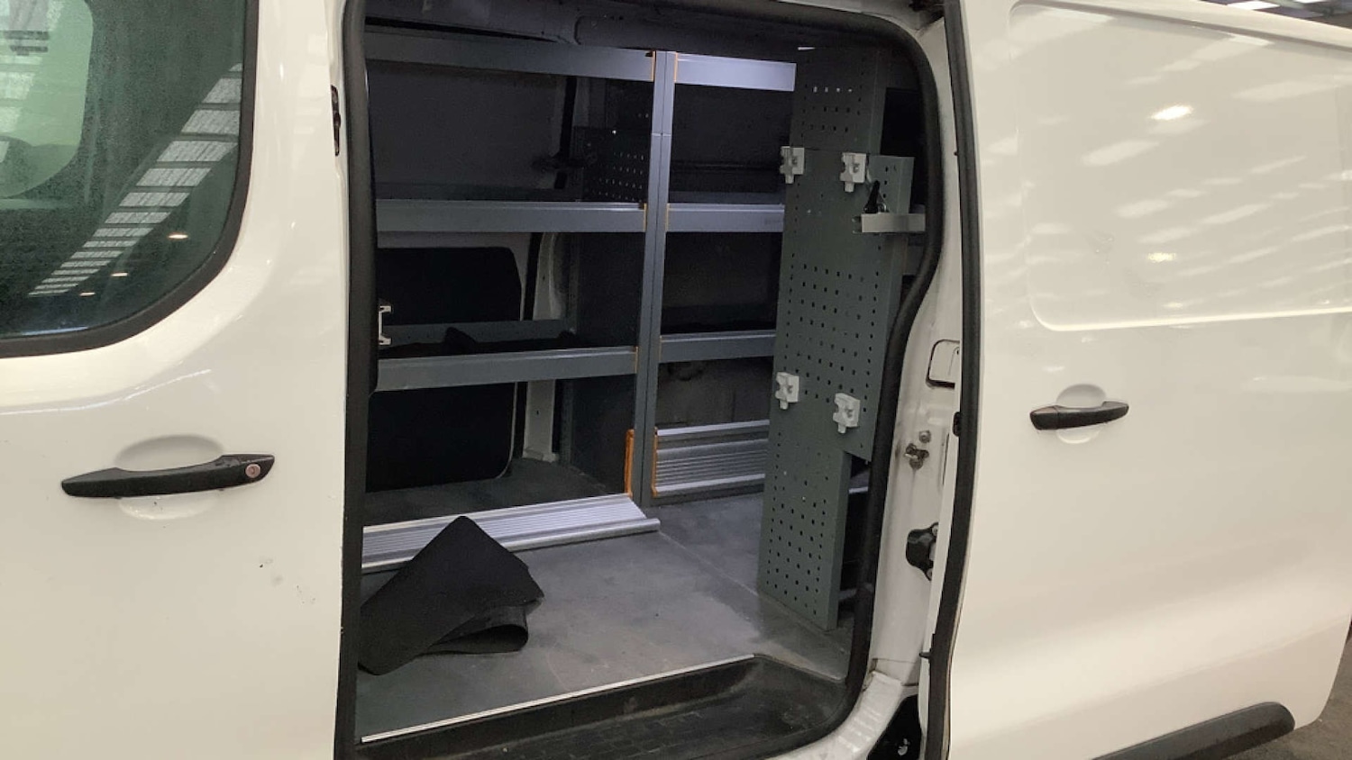 Used Vauxhall Vivaro 2021 for sale - 77289466: Photo 8