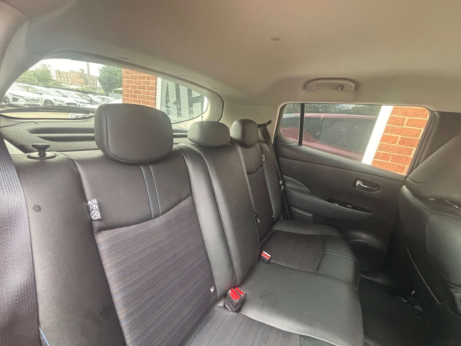 Used Nissan Leaf 2020 for sale - 76143242: Photo 21