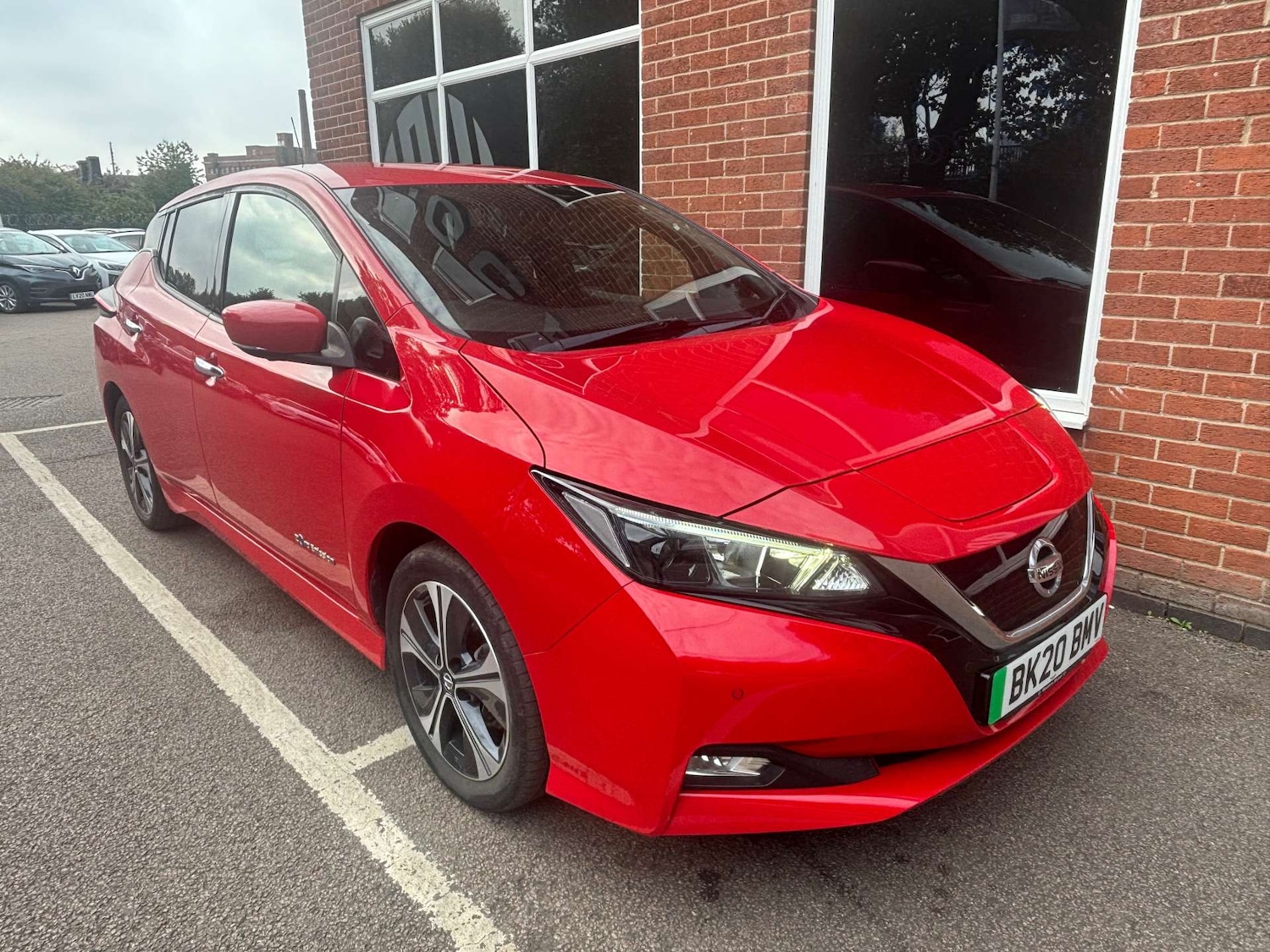 Used Nissan Leaf 2020 for sale - 76143242: Photo 3