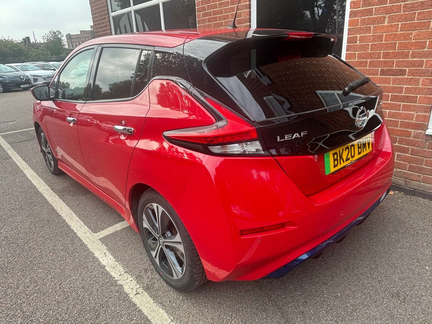 Used Nissan Leaf 2020 for sale - 76143242: Photo 8