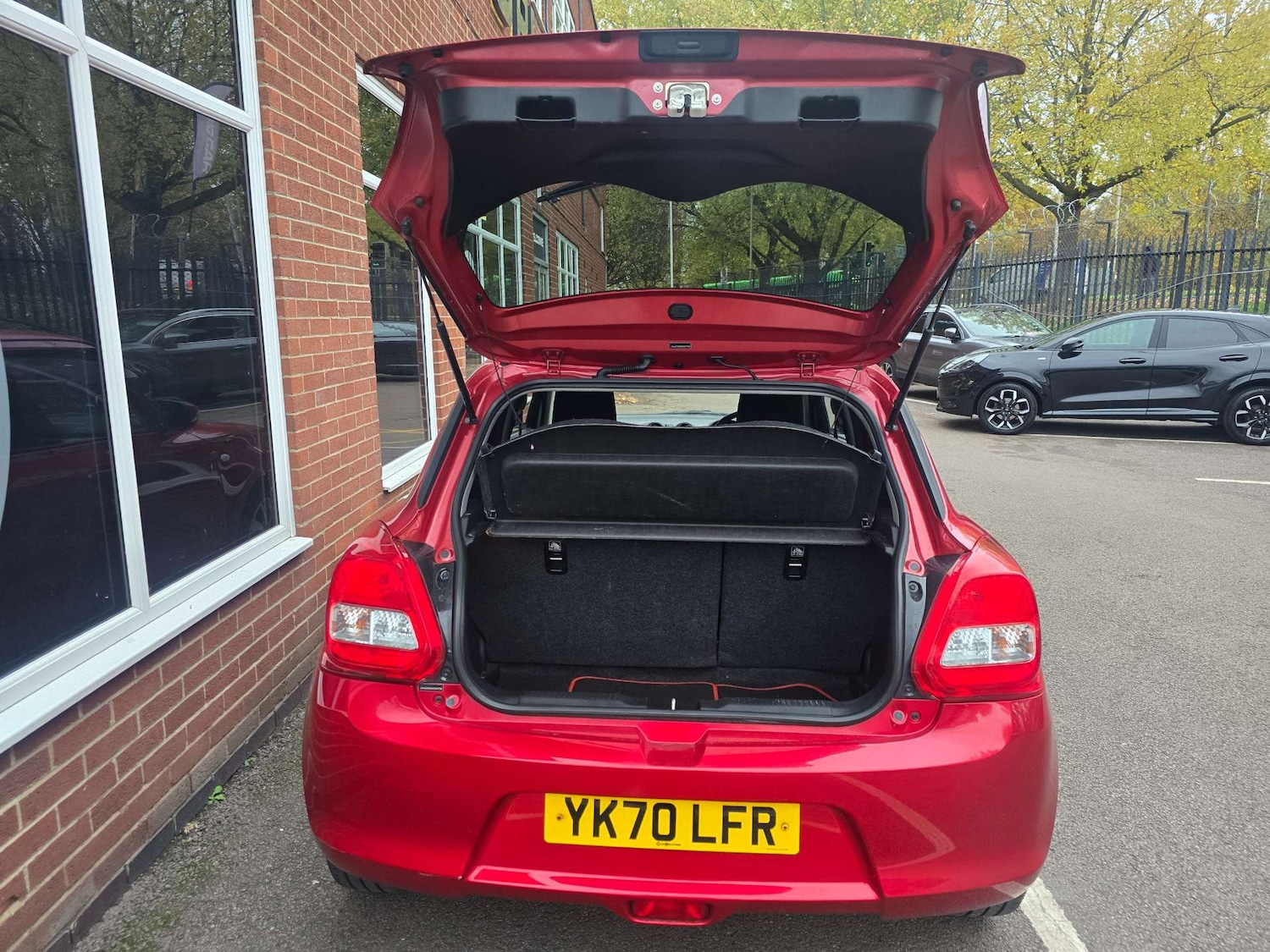 Used Suzuki Swift 2020 for sale - 76404371: Photo 12