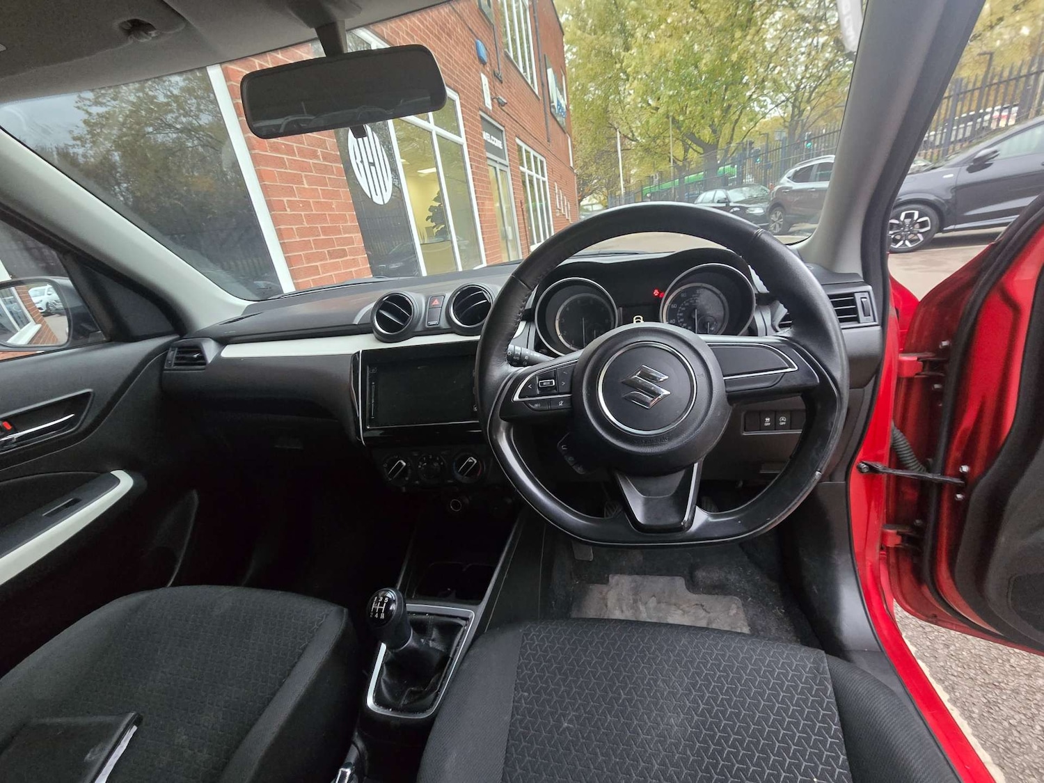 Used Suzuki Swift 2020 for sale - 76404371: Photo 14