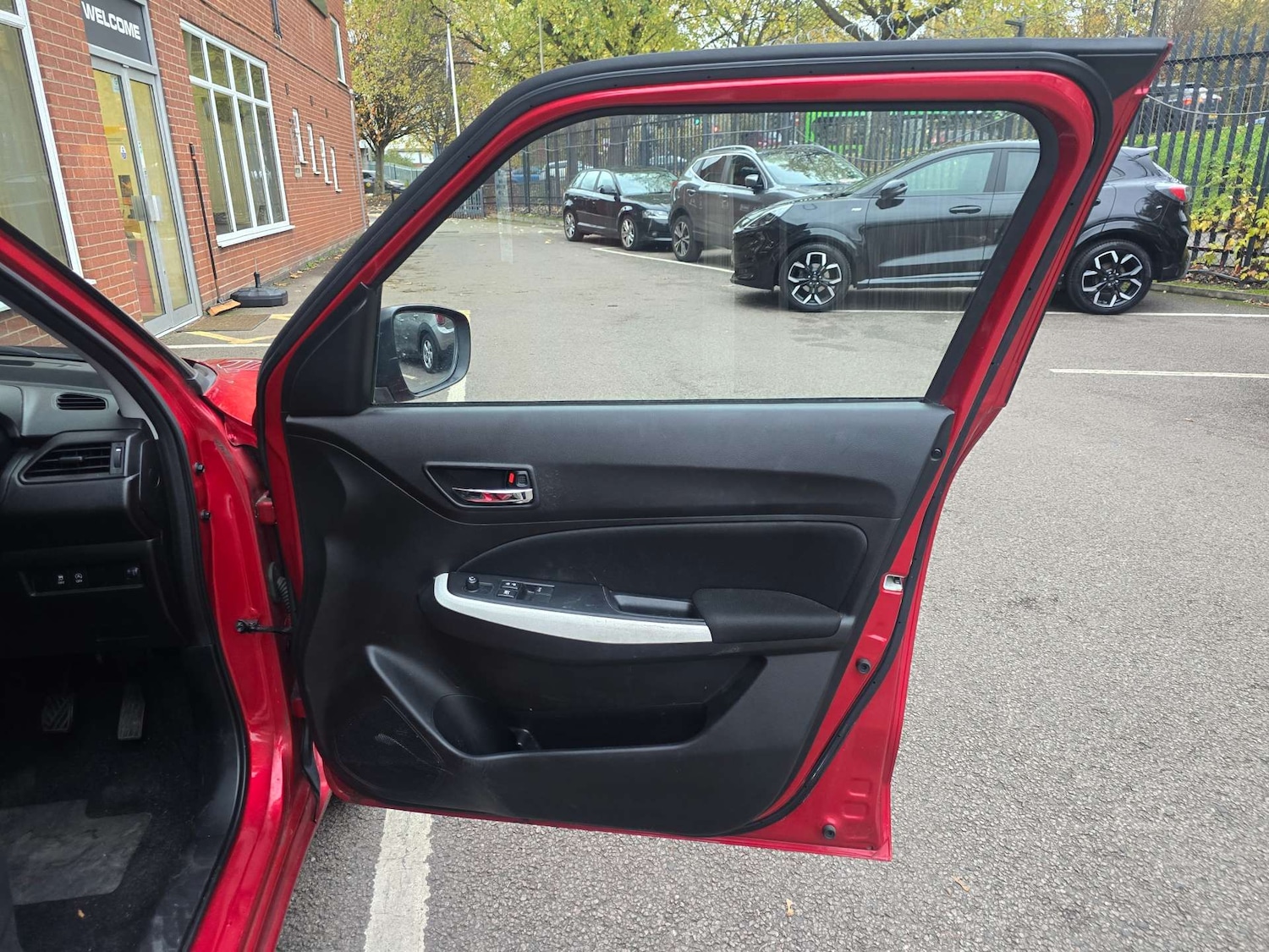 Used Suzuki Swift 2020 for sale - 76404371: Photo 15