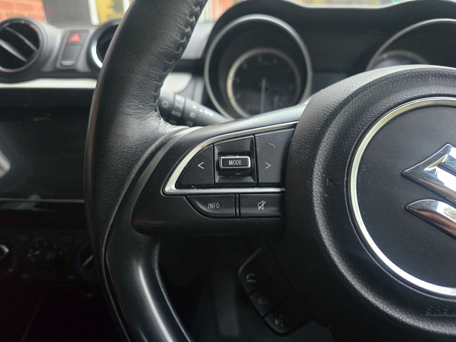 Used Suzuki Swift 2020 for sale - 76404371: Photo 18