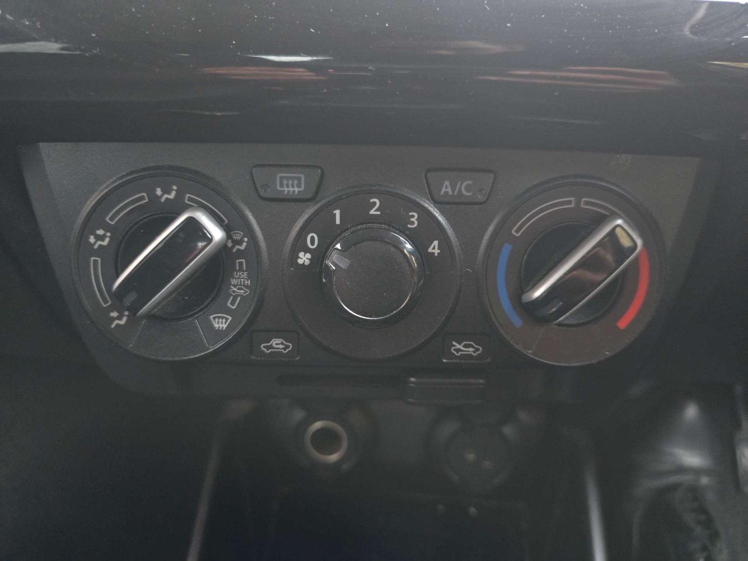 Used Suzuki Swift 2020 for sale - 76404371: Photo 24