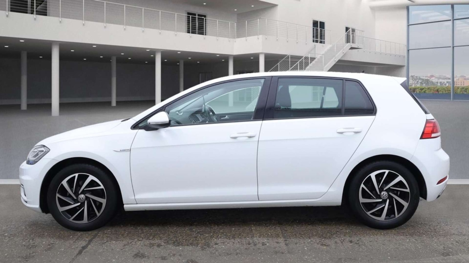 Used Volkswagen Golf 2020 for sale - 76414862: Photo 6
