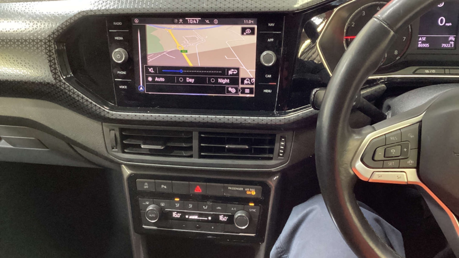 Used Volkswagen T-Cross 2021 for sale - 76412600: Photo 11