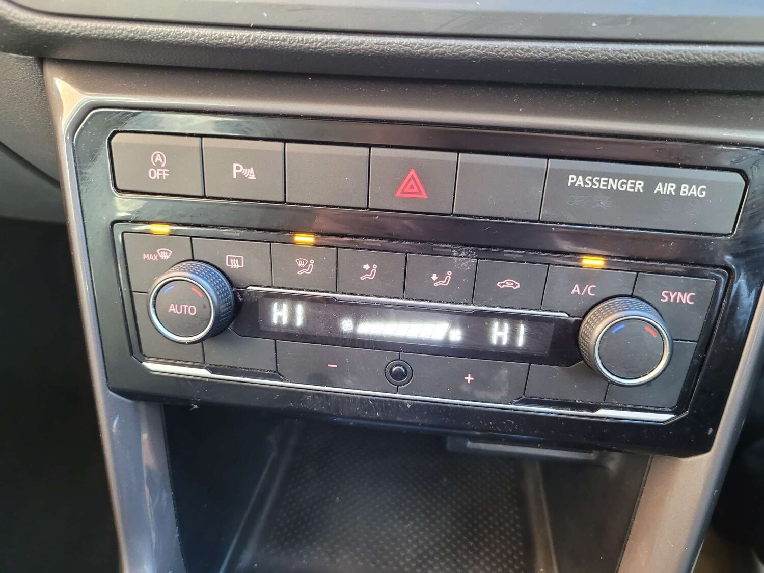 Used Volkswagen T-Cross 2021 for sale - 76412600: Photo 30