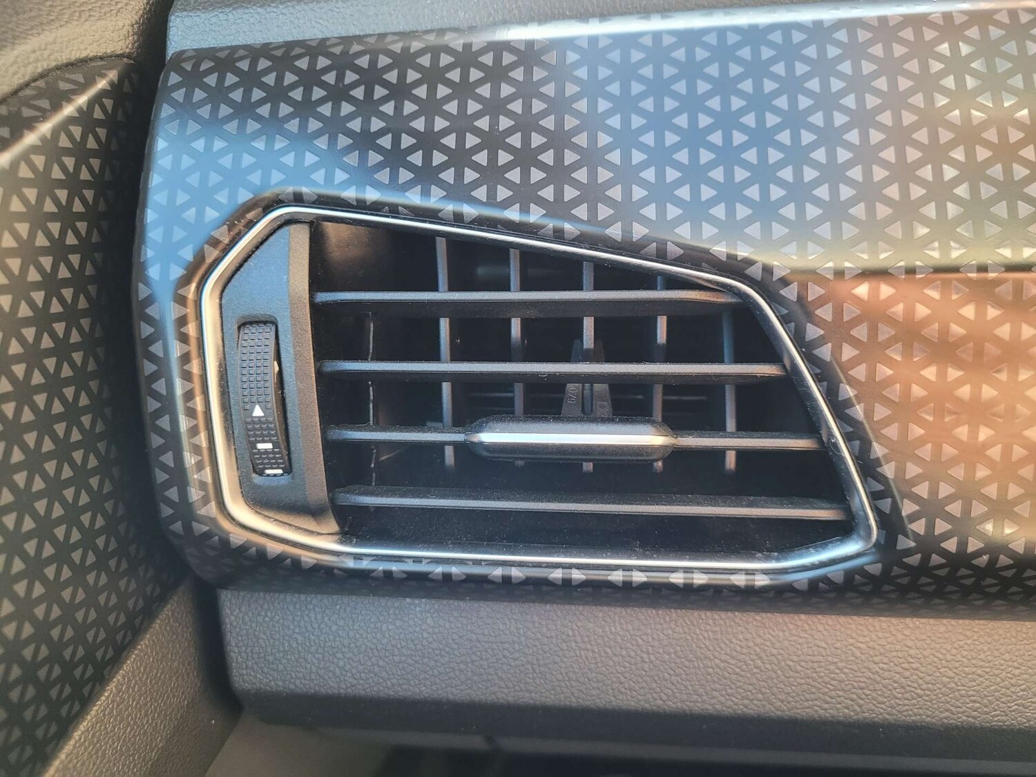 Used Volkswagen T-Cross 2021 for sale - 76412600: Photo 38