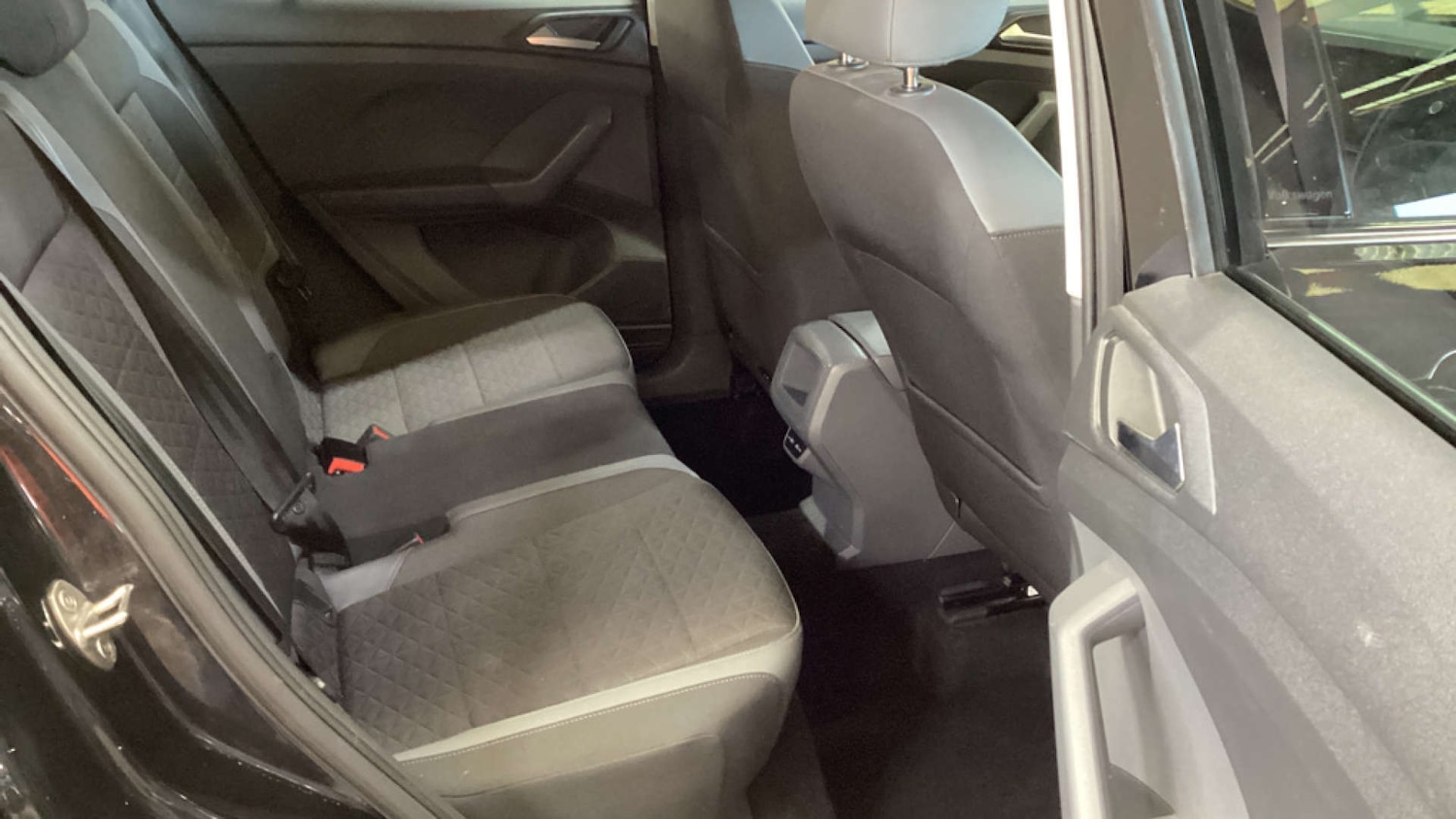 Used Volkswagen T-Cross 2021 for sale - 76412600: Photo 8