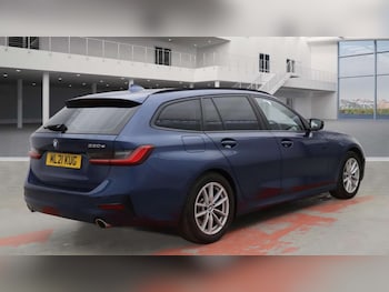 Used BMW 3 Series 2021 for sale - 75956129: Photo