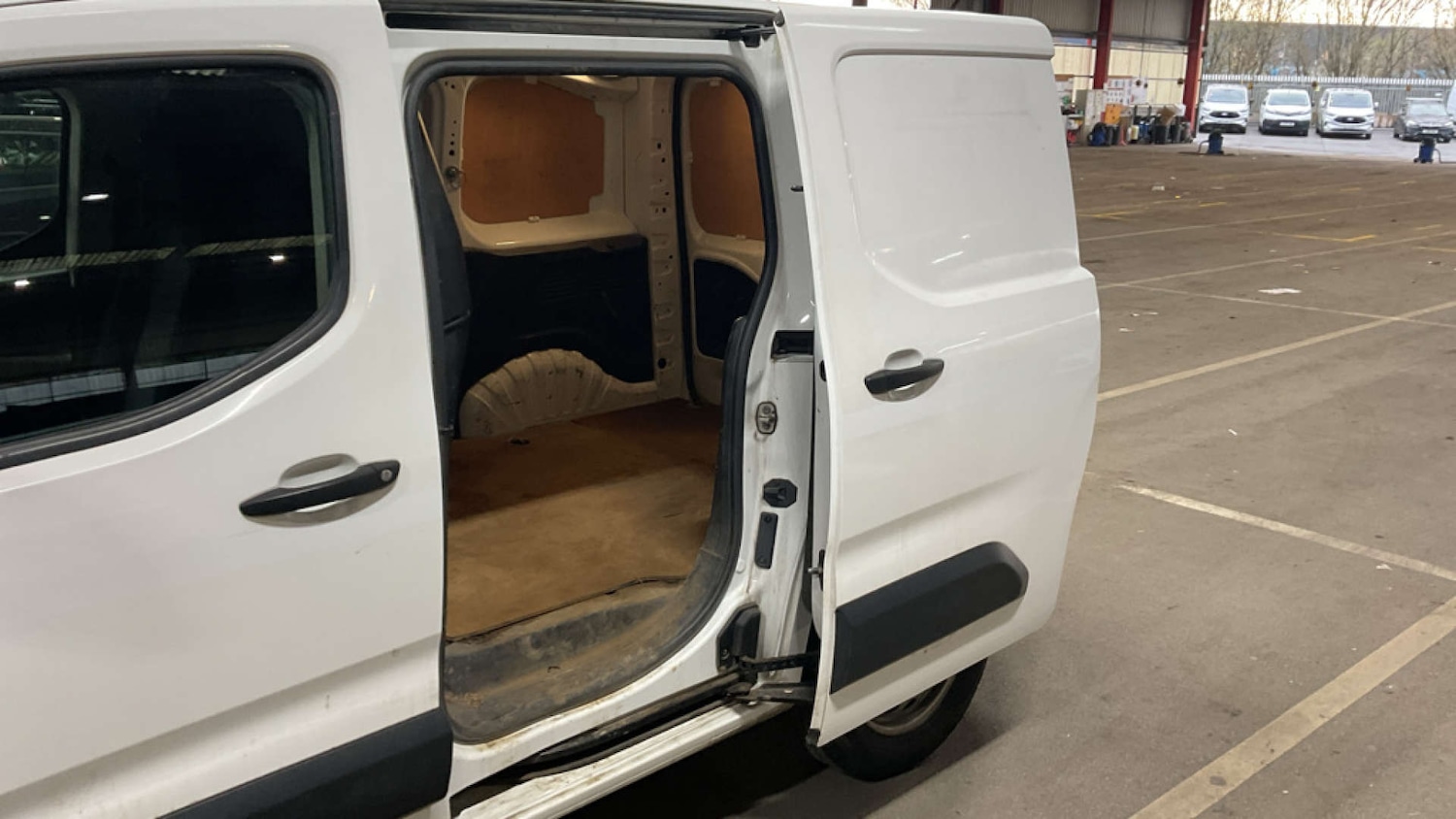 Used Peugeot Partner 2021 for sale - 77968974: Photo 10