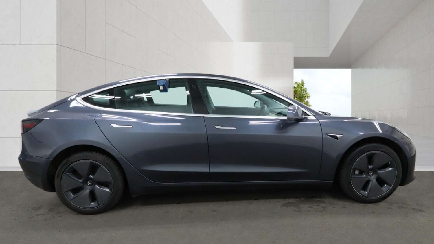 Used Tesla Model 3 2019 for sale - 78169360: Photo 5