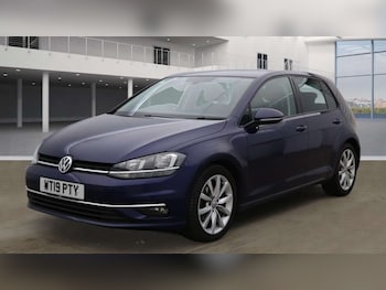 Used Volkswagen Golf 2019 for sale - 75807391: Photo