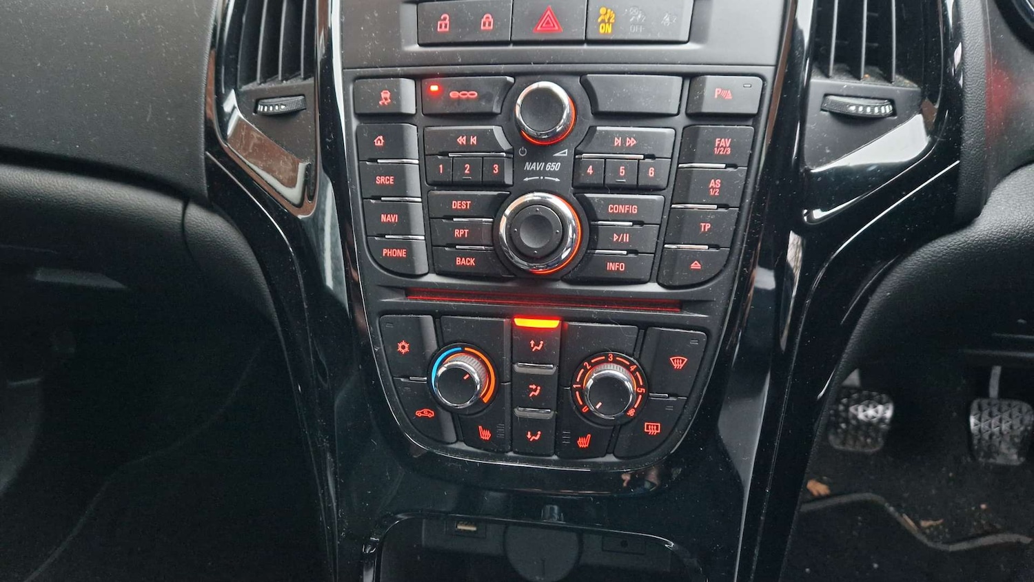 Used Vauxhall Astra GTC 2018 for sale - 77408976: Photo 15