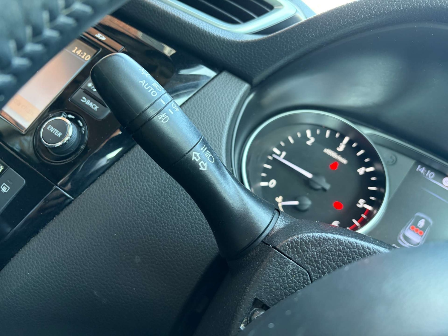 Used Nissan Qashqai 2018 for sale - 77953414: Photo 32