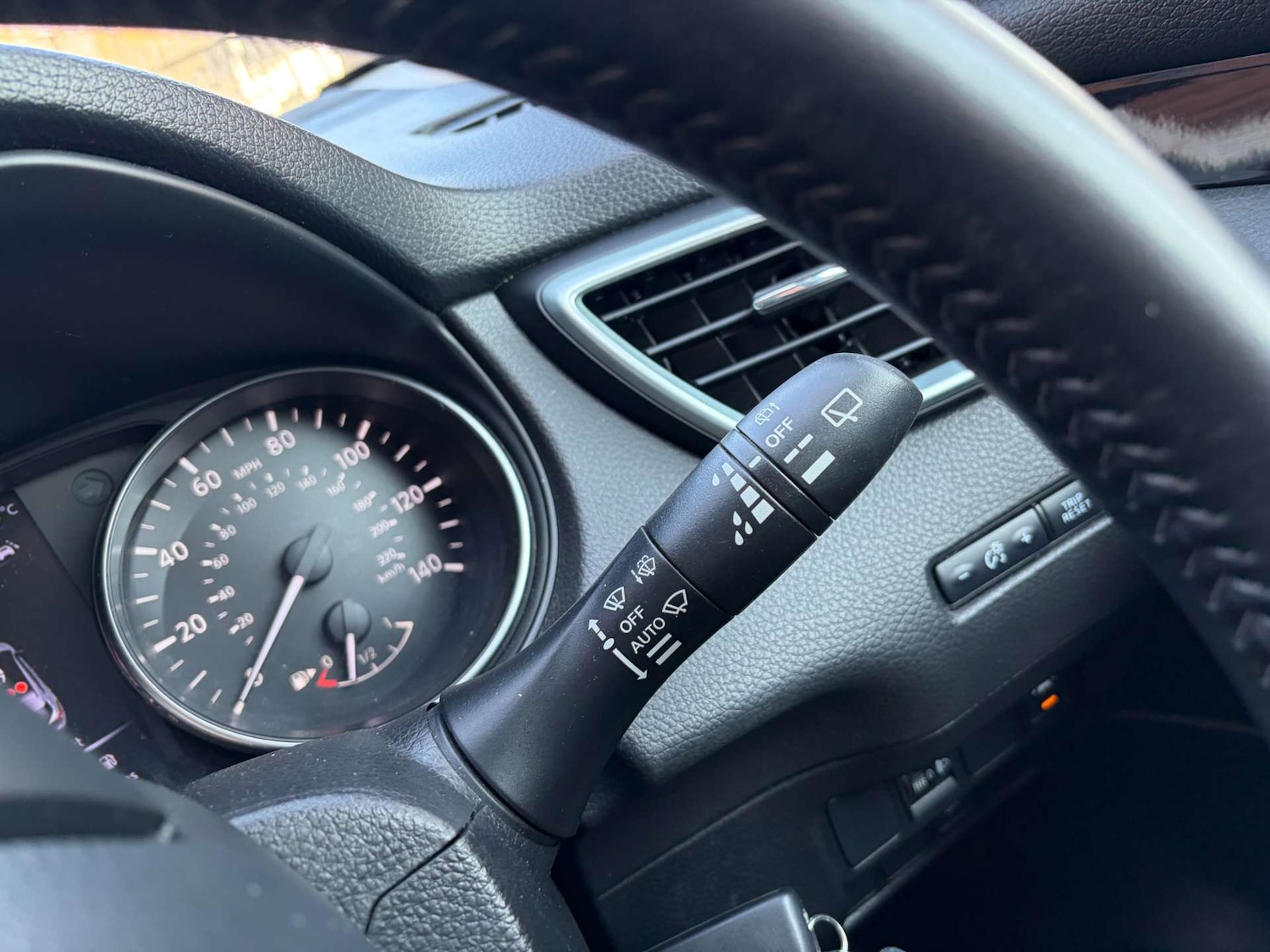 Used Nissan Qashqai 2018 for sale - 77953414: Photo 33