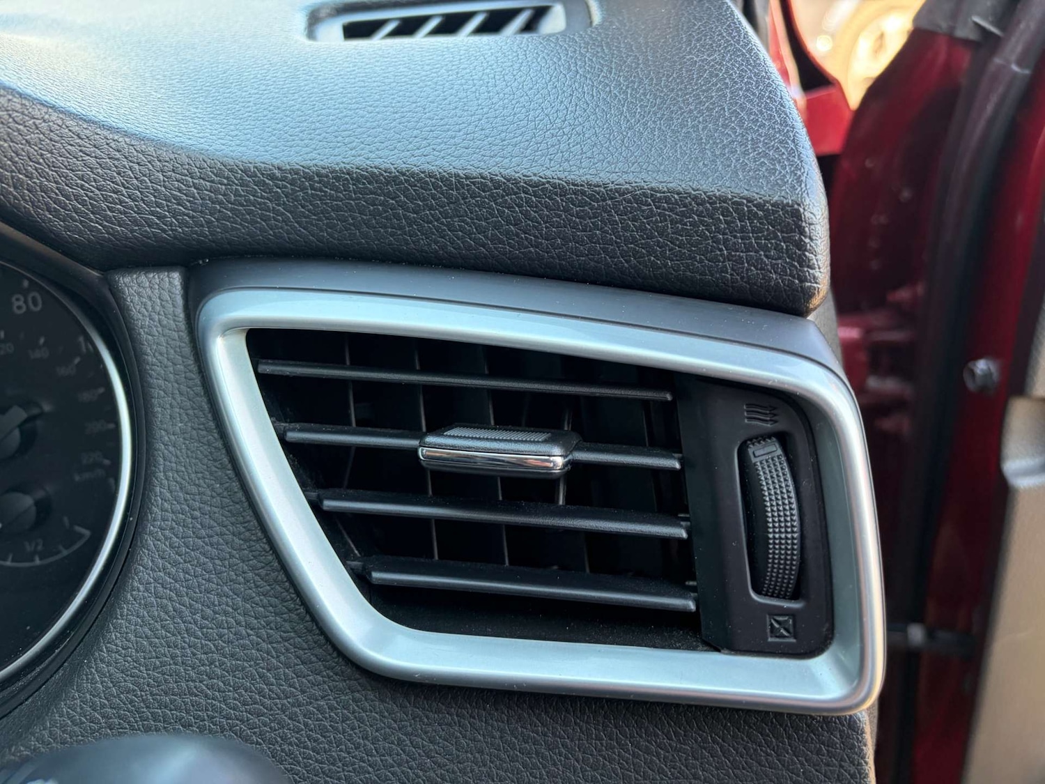 Used Nissan Qashqai 2018 for sale - 77953414: Photo 38