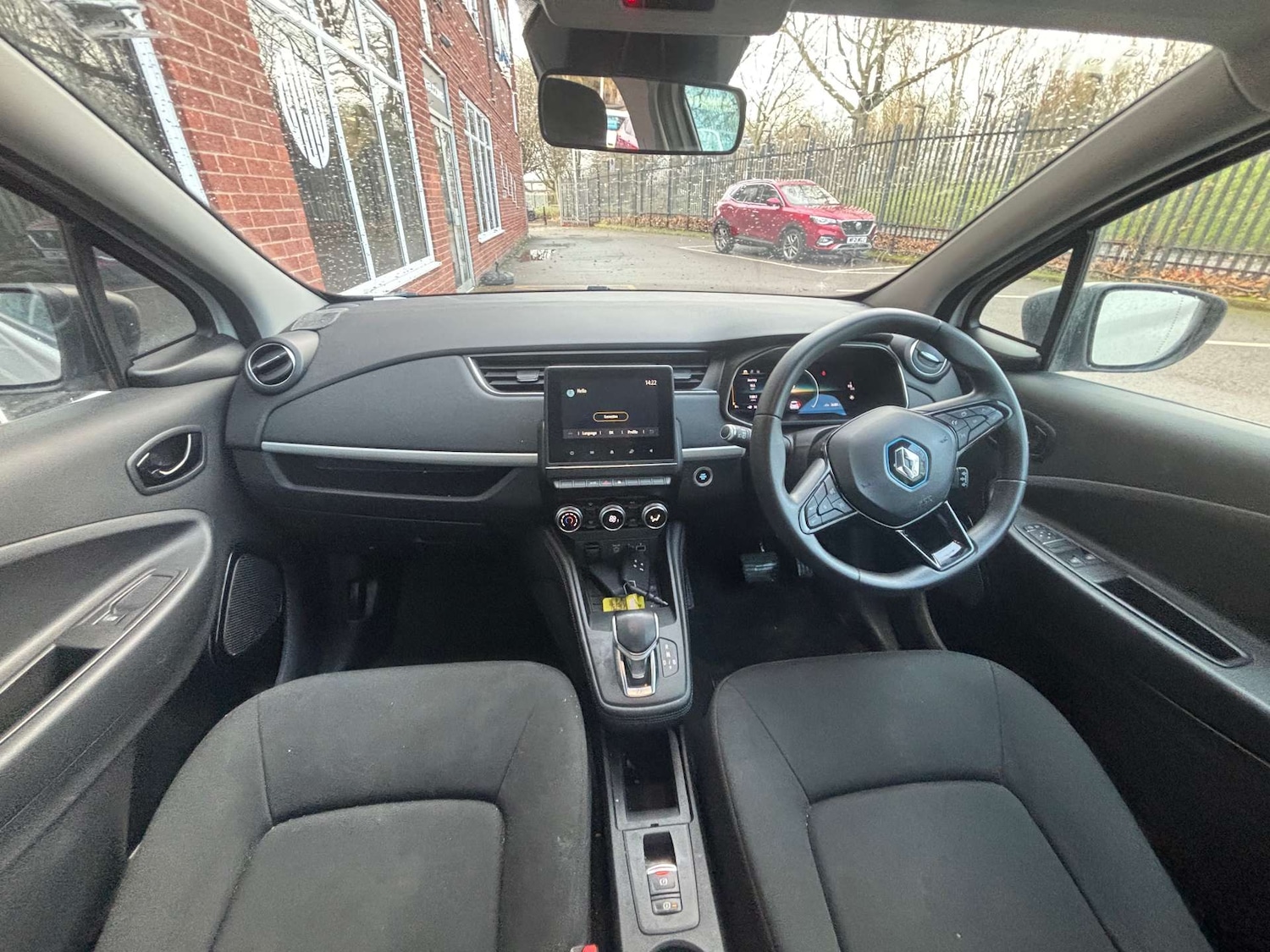 Used Renault Zoe 2020 for sale - 77240420: Photo 12