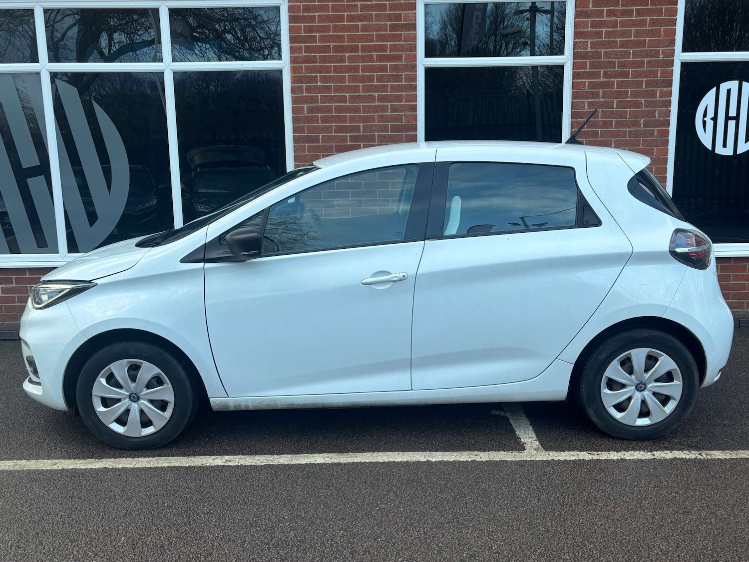 Used Renault Zoe 2020 for sale - 77240420: Photo 6