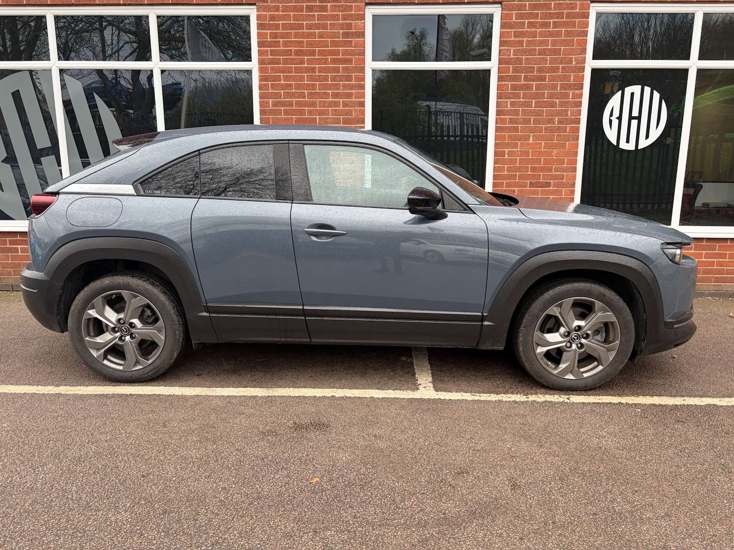 Used Mazda MX-30 2022 for sale - 78039669: Photo 2