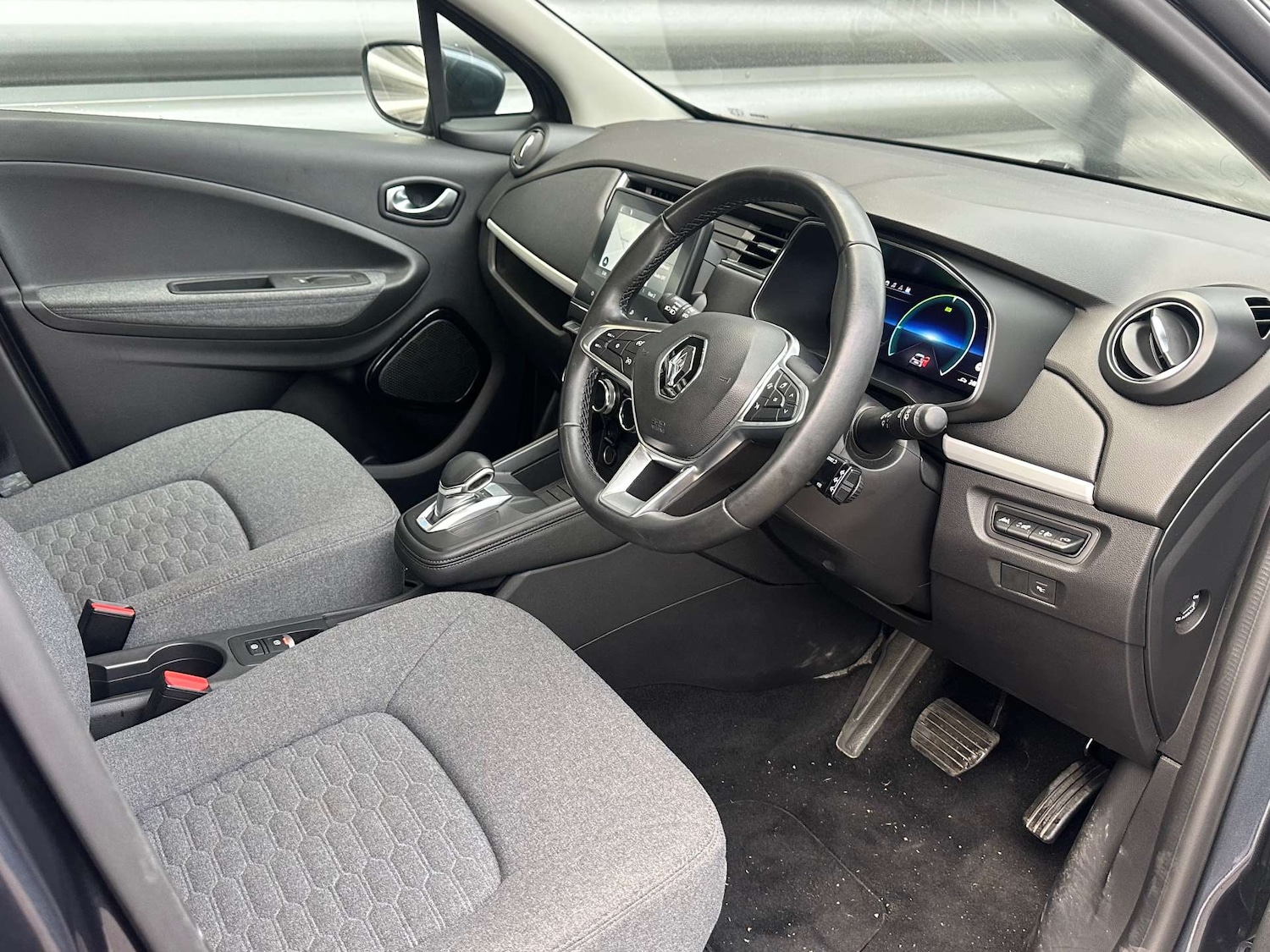 Used Renault Zoe 2021 for sale - 76923105: Photo 27