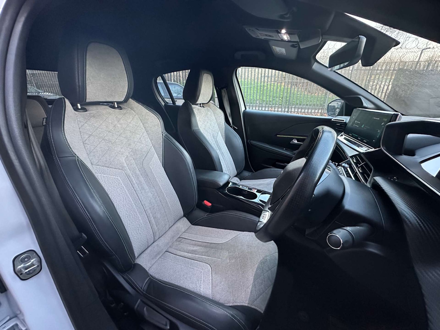 Used Peugeot 208 2021 for sale - 77601960: Photo 10