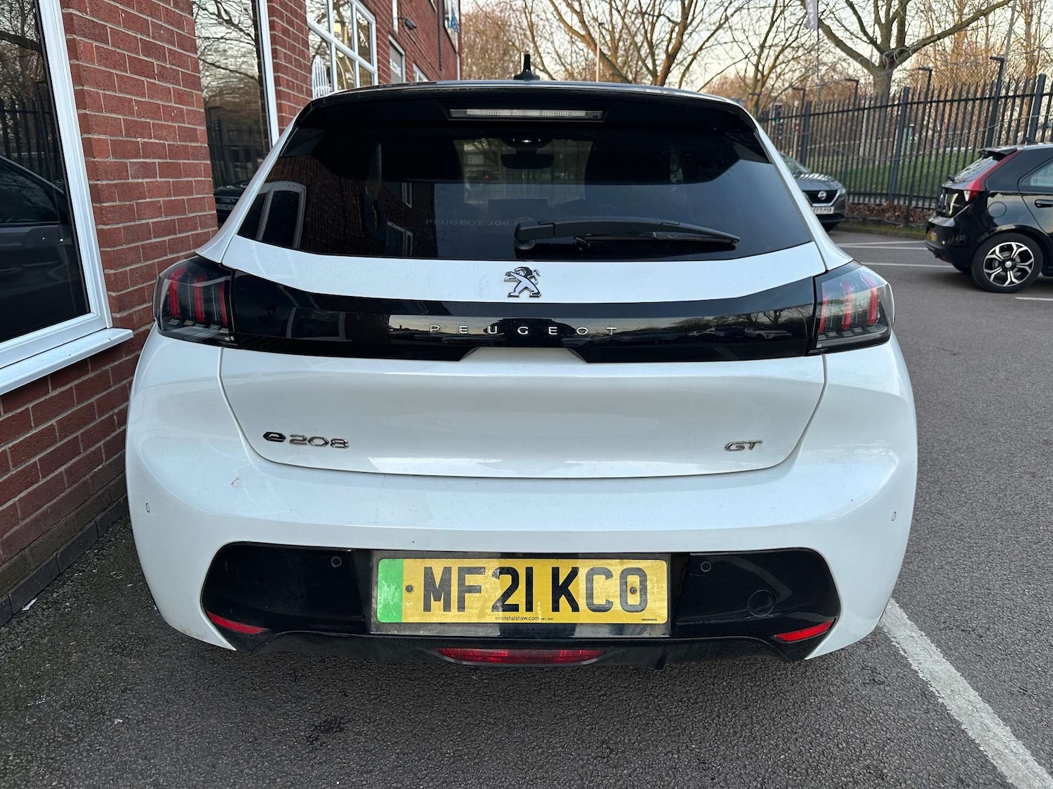 Used Peugeot 208 2021 for sale - 77601960: Photo 3