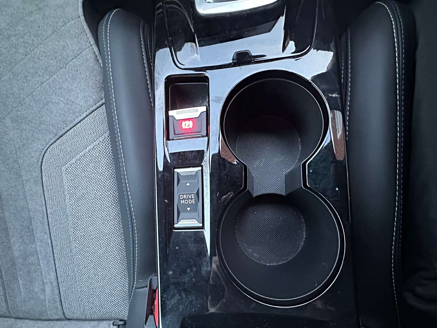 Used Peugeot 208 2021 for sale - 77601960: Photo 30