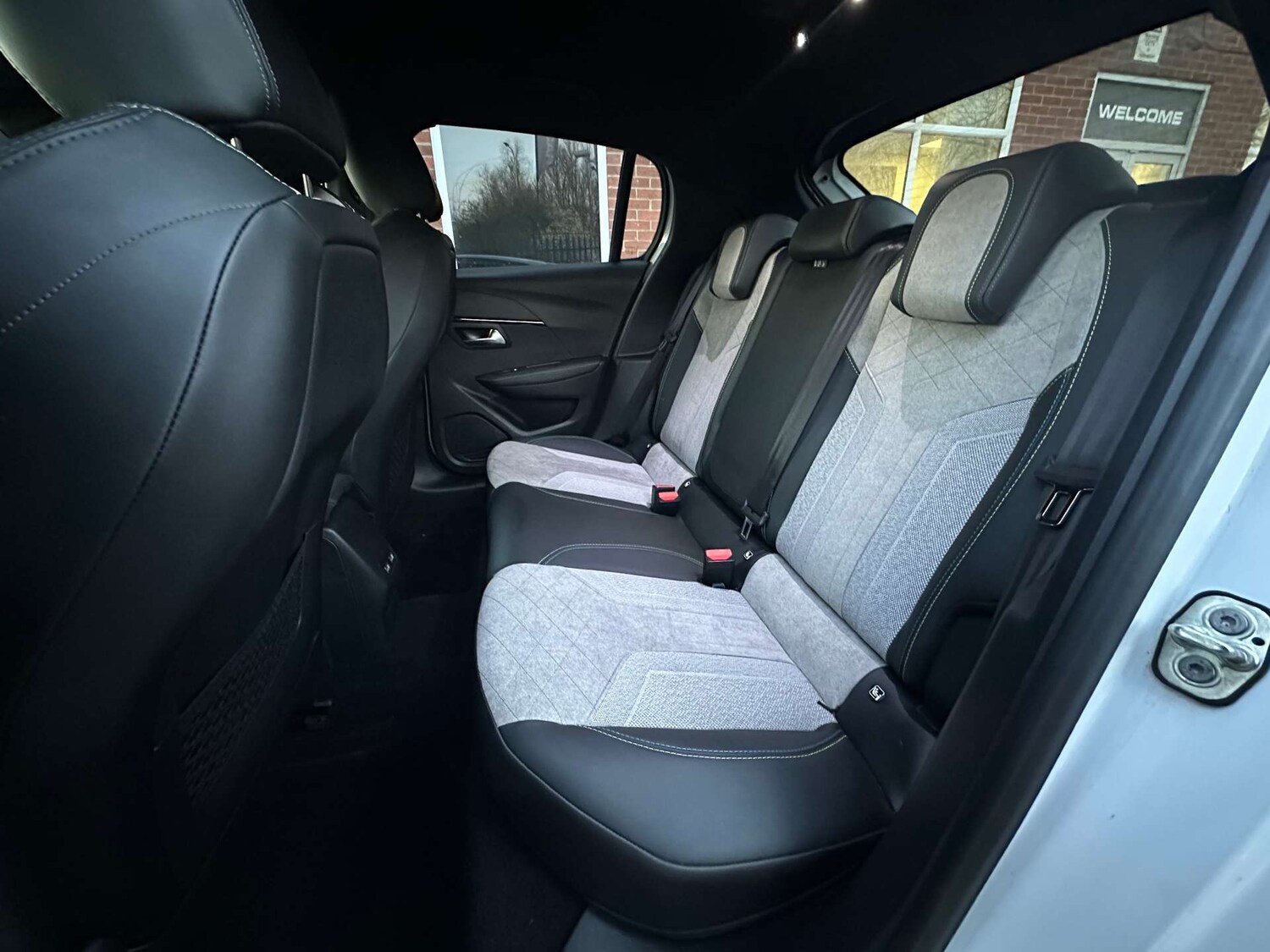 Used Peugeot 208 2021 for sale - 77601960: Photo 31