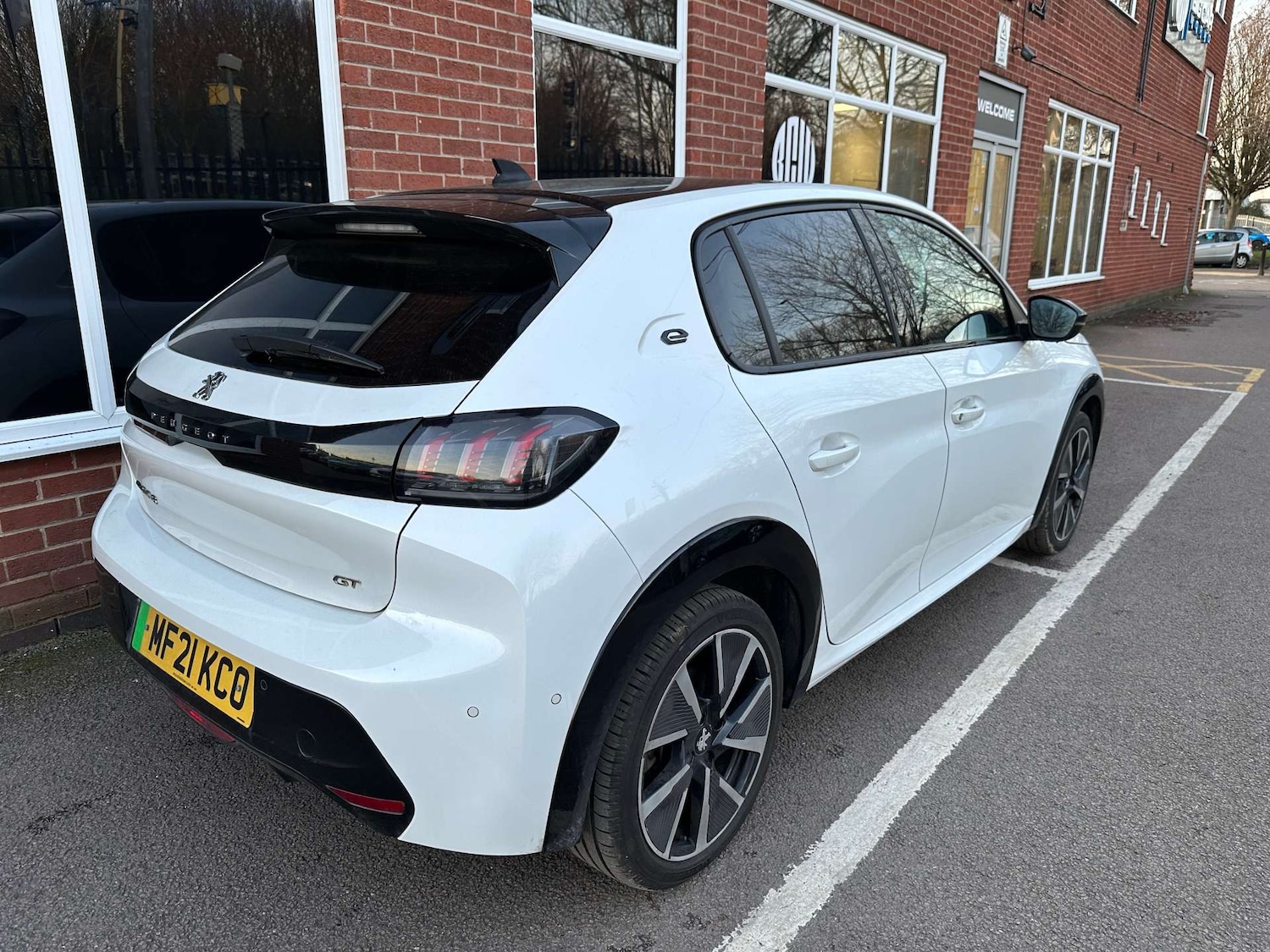 Used Peugeot 208 2021 for sale - 77601960: Photo 4