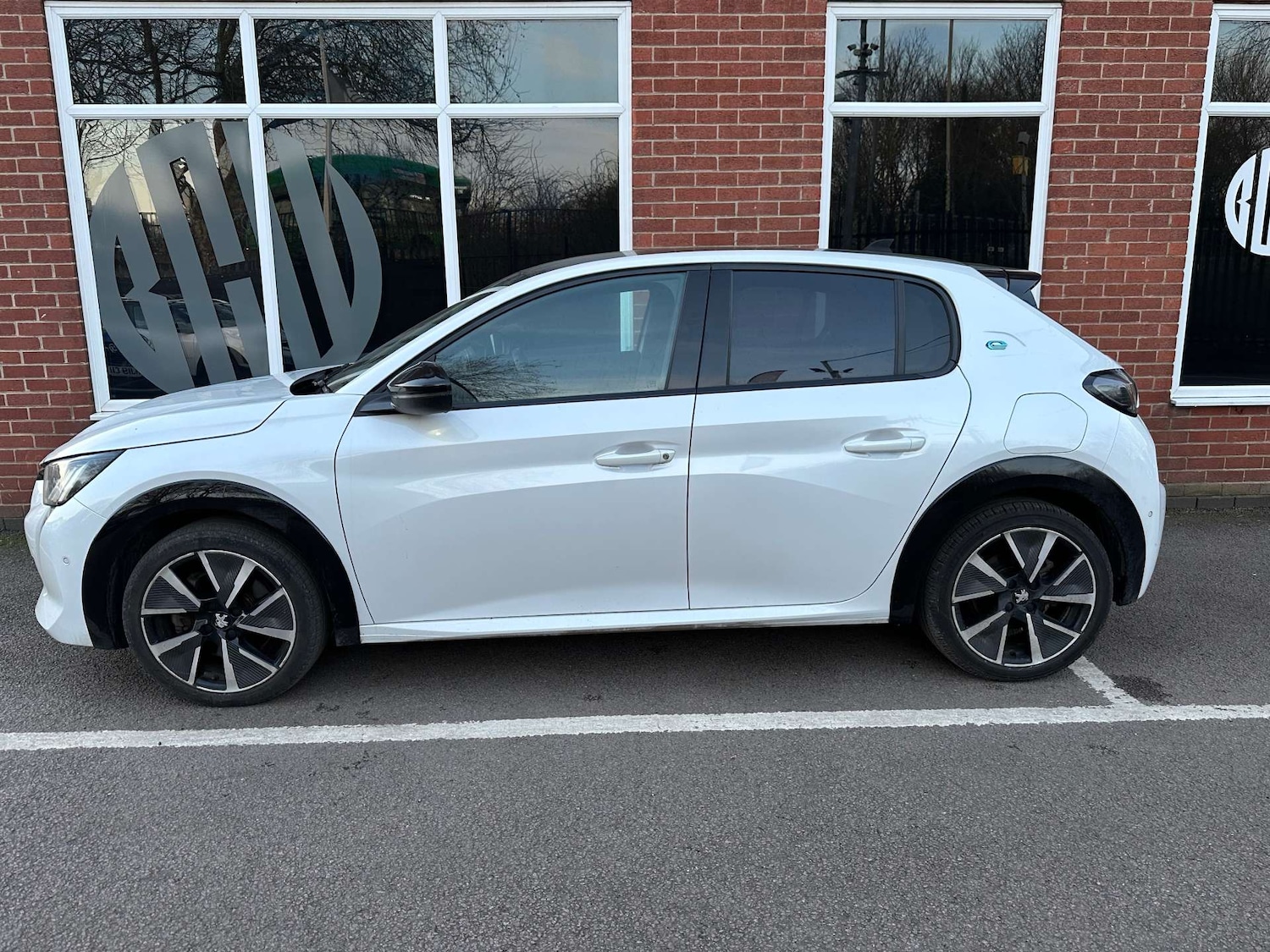 Used Peugeot 208 2021 for sale - 77601960: Photo 7