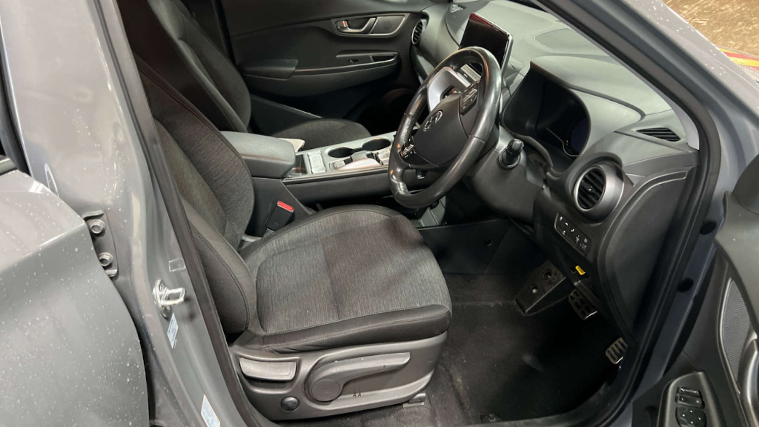 Used Hyundai KONA 2021 for sale - 76969224: Photo 9