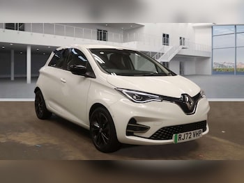 2022 - Zoe Iconic Boost Charge EV 50 5dr