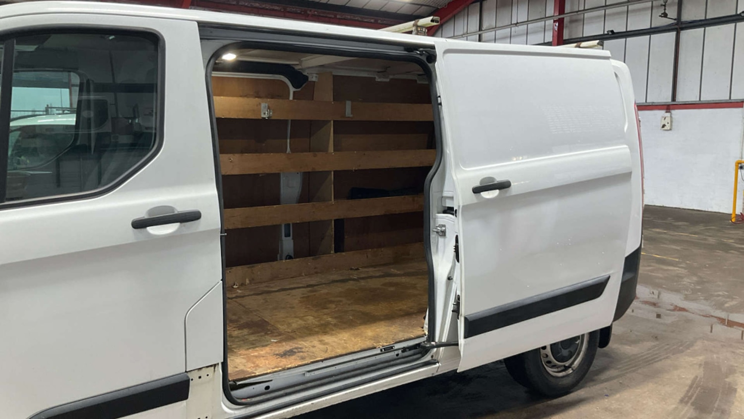 Used Ford Transit Custom 2018 for sale - 77045749: Photo 8