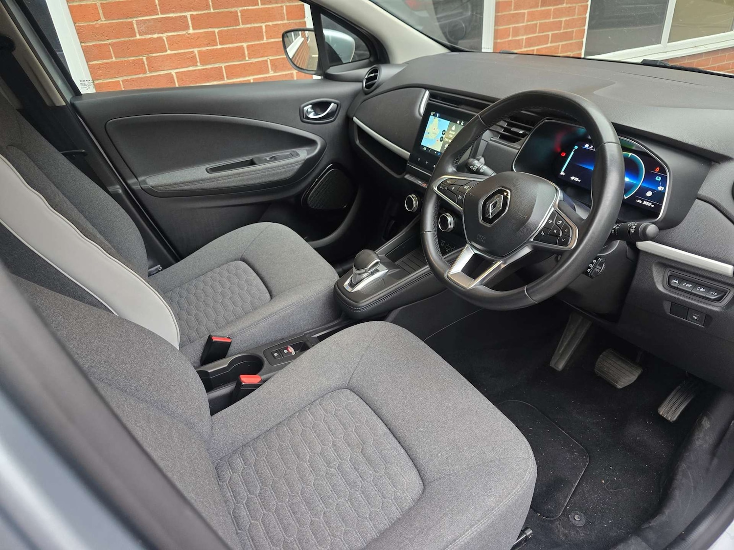 Used Renault Zoe 2021 for sale - 76277826: Photo 23