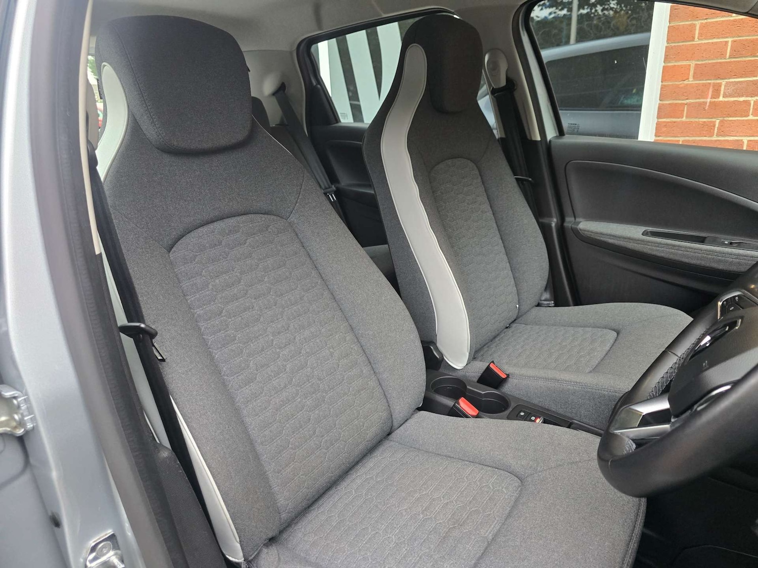 Used Renault Zoe 2021 for sale - 76277826: Photo 24