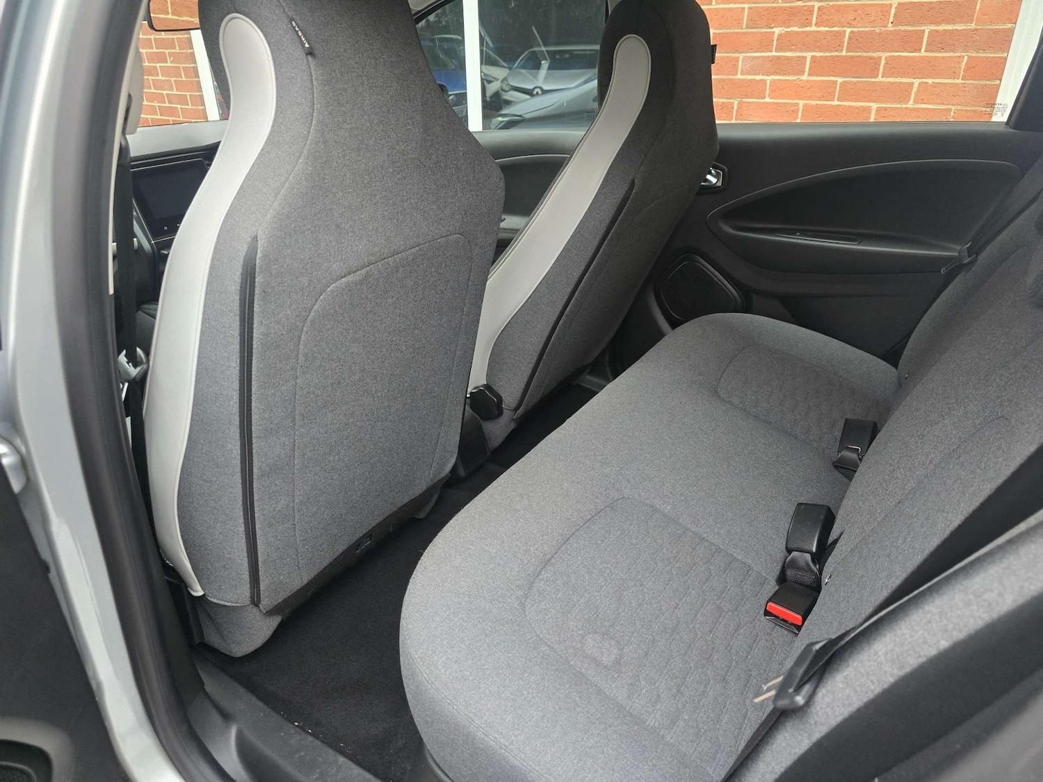 Used Renault Zoe 2021 for sale - 76277826: Photo 27