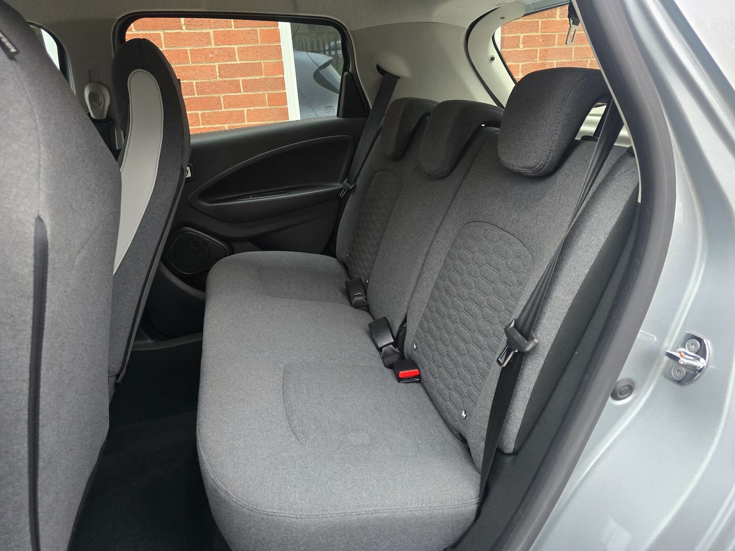 Used Renault Zoe 2021 for sale - 76277826: Photo 28