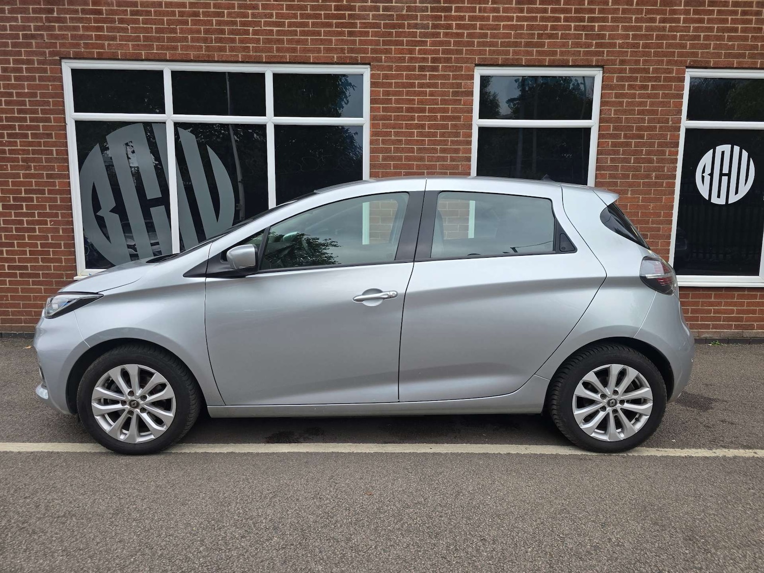 Used Renault Zoe 2021 for sale - 76277826: Photo 3
