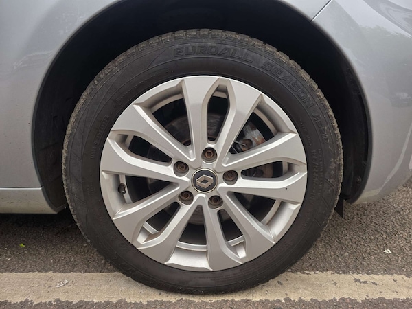 Used Renault Zoe 2021 for sale - 76277826: Photo 31