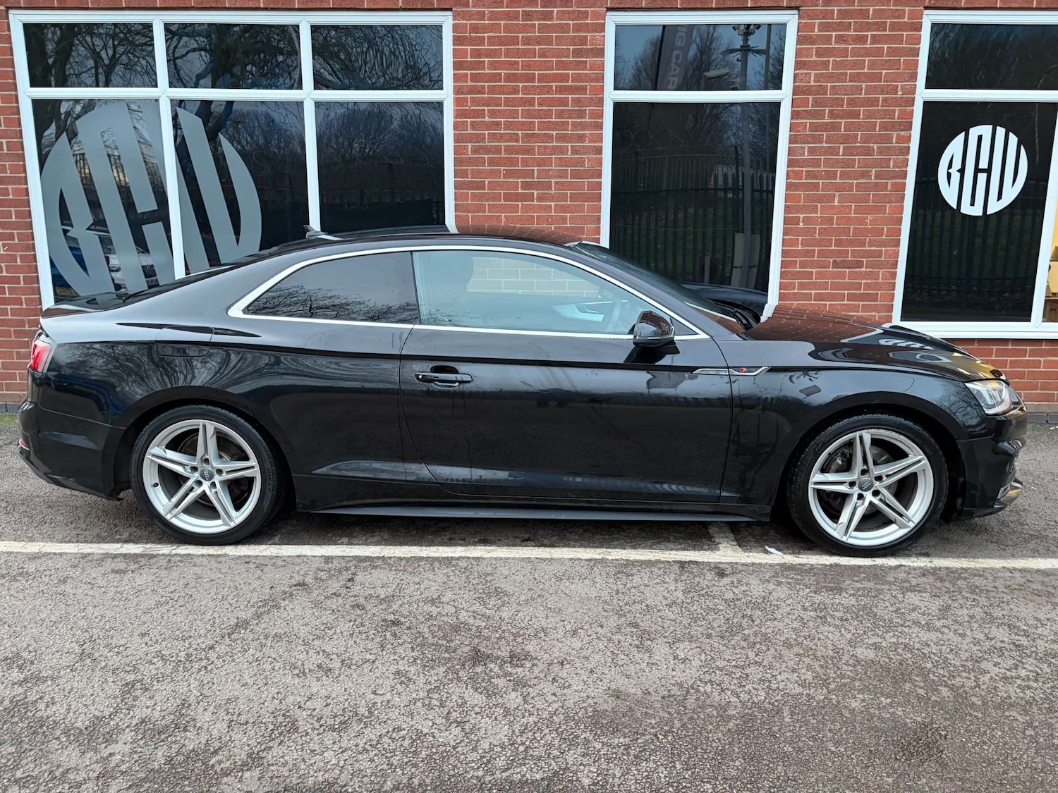 Used Audi A5 2018 for sale - 77200748: Photo 2